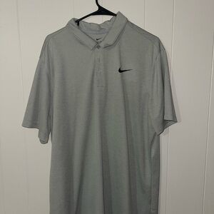 Nike Men's Polo Shirt in Gray